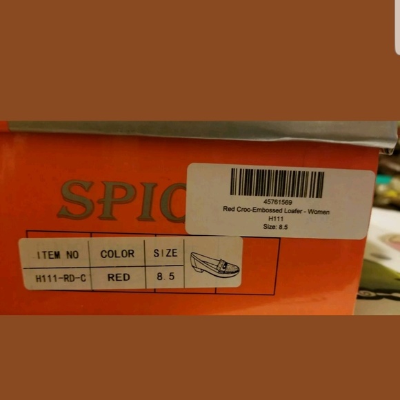 Shoes - Picture 2 of 6